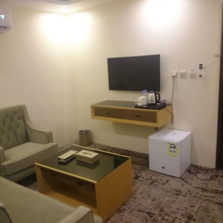 Lavona Inn Al Al Jubail Buitenkant foto